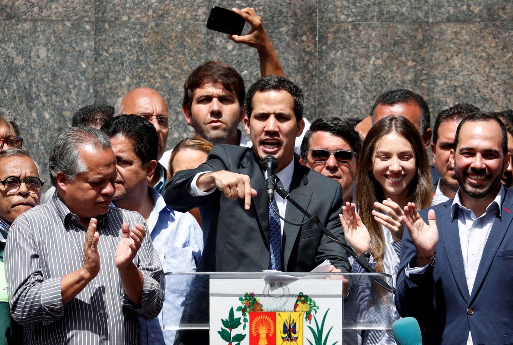 Guaidó dice que no se prestará para un falso diálogo con Maduro