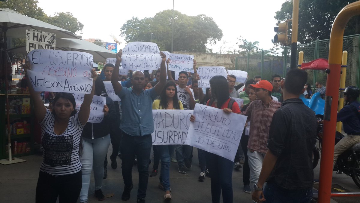 Protestaron en Caracas contra “juramentación” de Nicolás Maduro este #9Ene (Fotos)