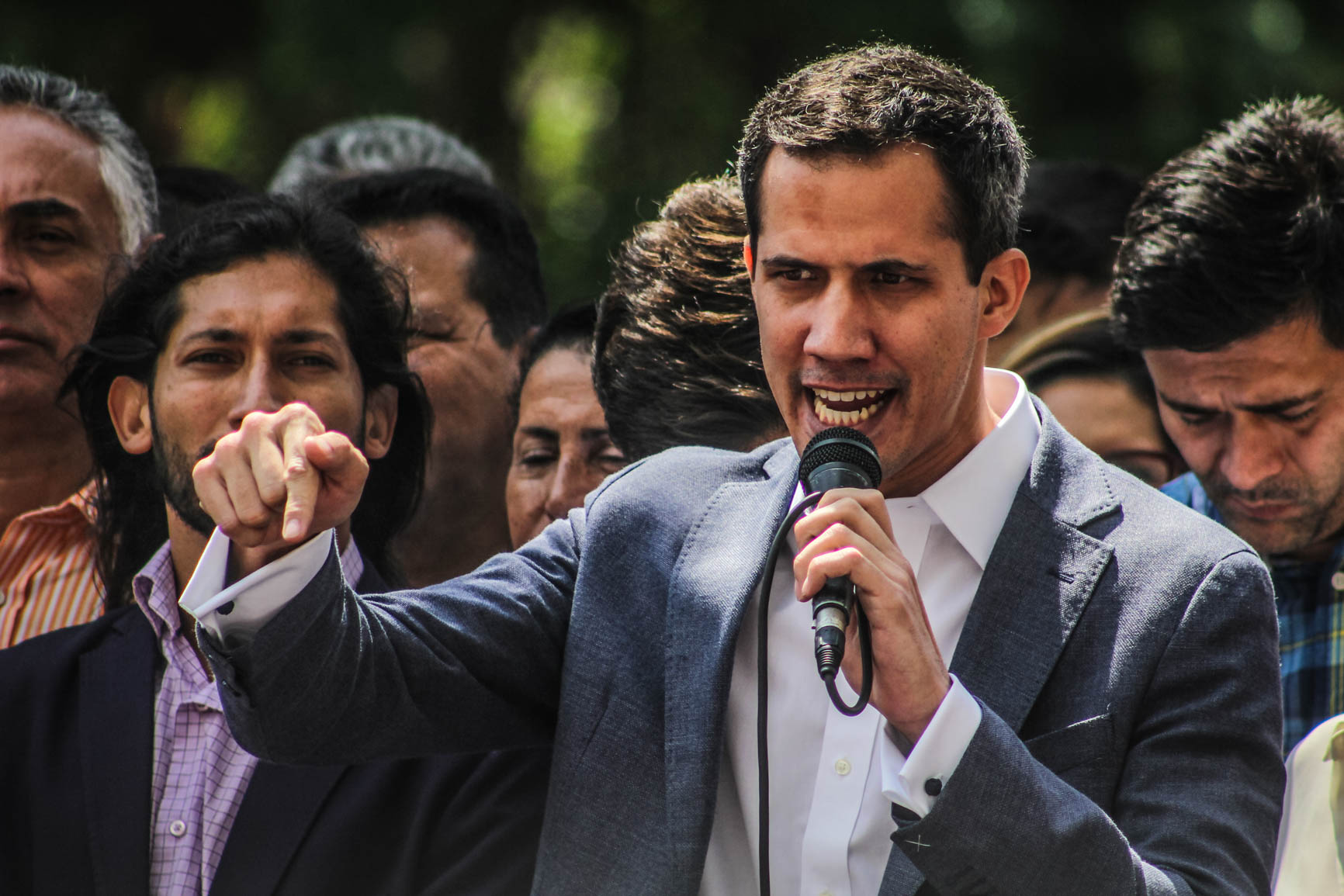 Entre la Constitución y la cordura: Guaidó se asoma como posible presidente interino de Venezuela