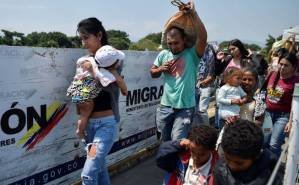 Venezolanos con pasaporte vencido podrán ingresar, transitar y salir de Colombia
