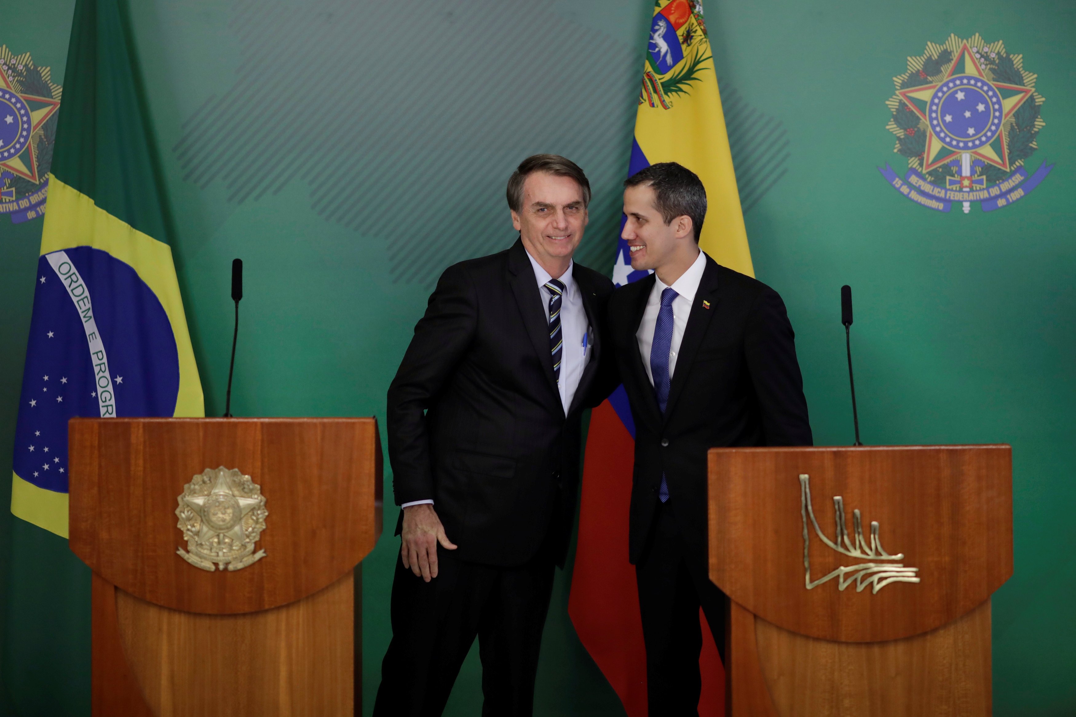 Gobierno de Brasil exige un regreso sin incidentes de Juan Guaidó a Venezuela