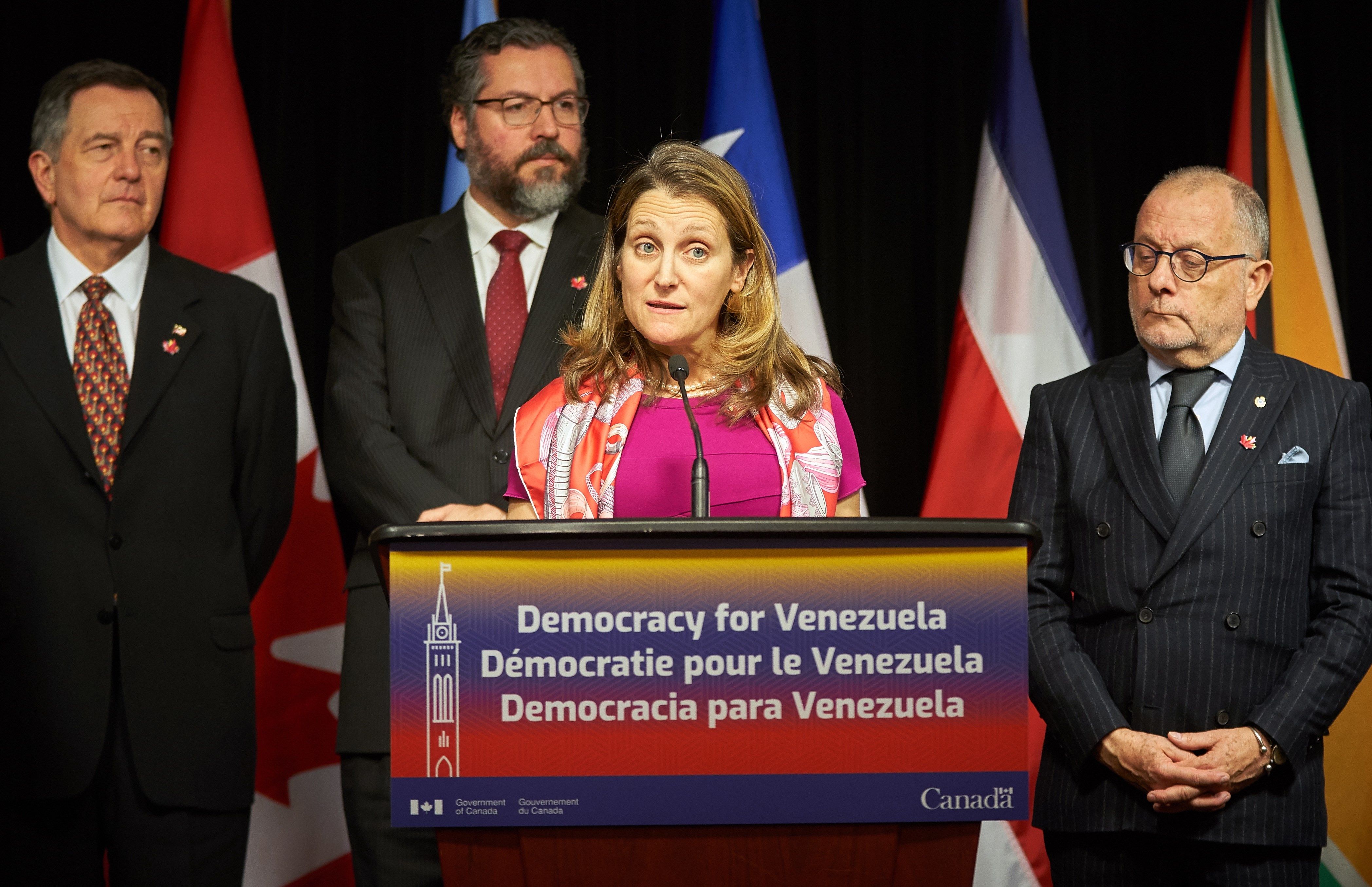 Canciller de Canadá cree que Cuba tendrá un papel en la resolución de la crisis venezolana
