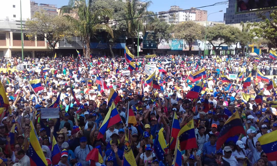 Comienza la concentración en Carabobo #2Feb (video)