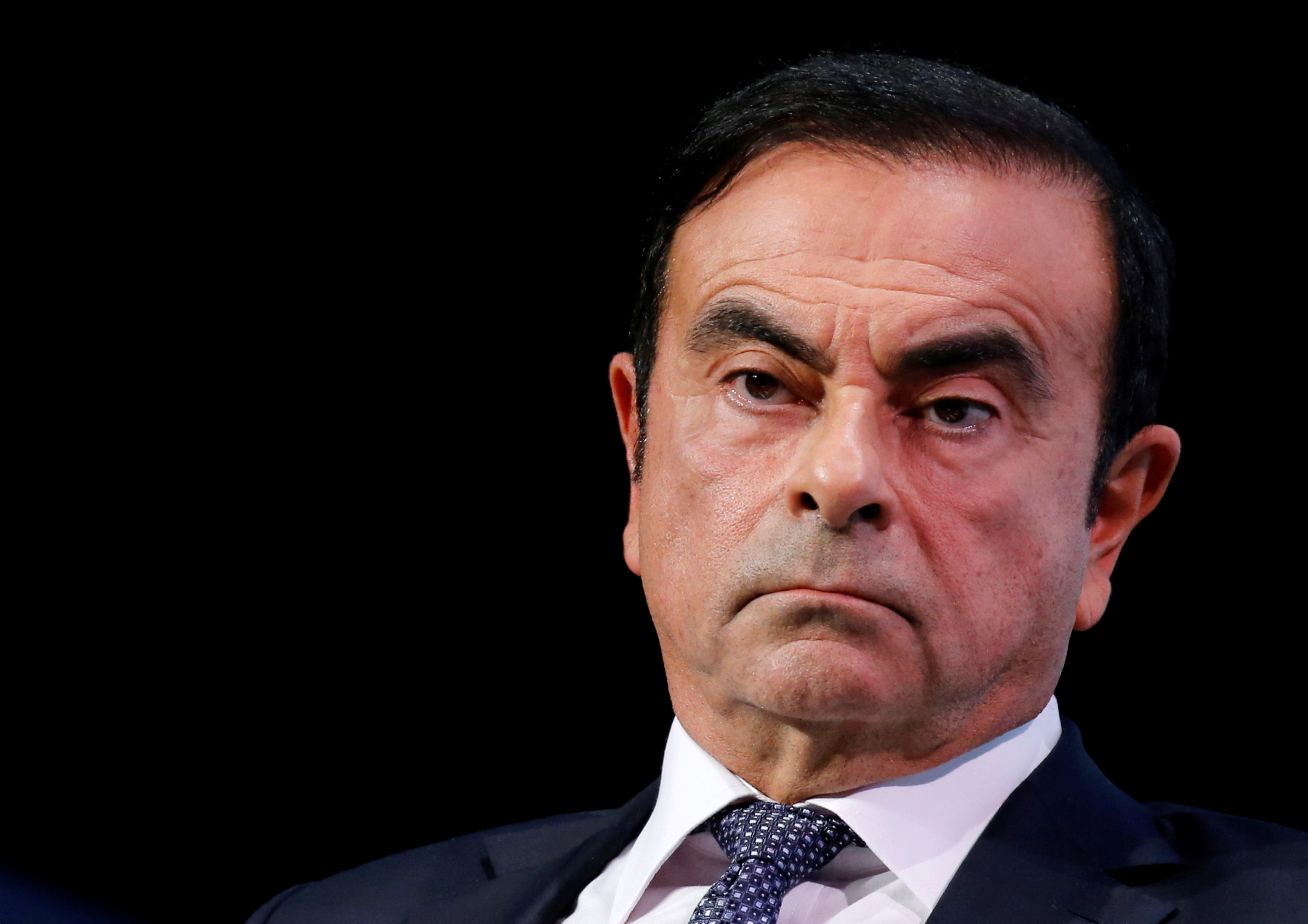 Francia no extraditará a Carlos Ghosn si llega al país