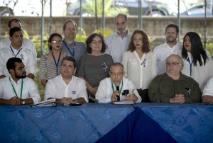 Diálogo en Nicaragua en el limbo tras decisión episcopal de guardar distancia