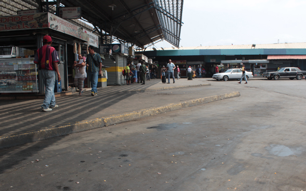 La crisis dejó sin pasajeros el terminal de Maracaibo