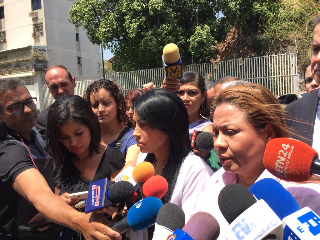 Diputados denuncian que Roberto Marrero no ha tenido contacto con abogados y familiares