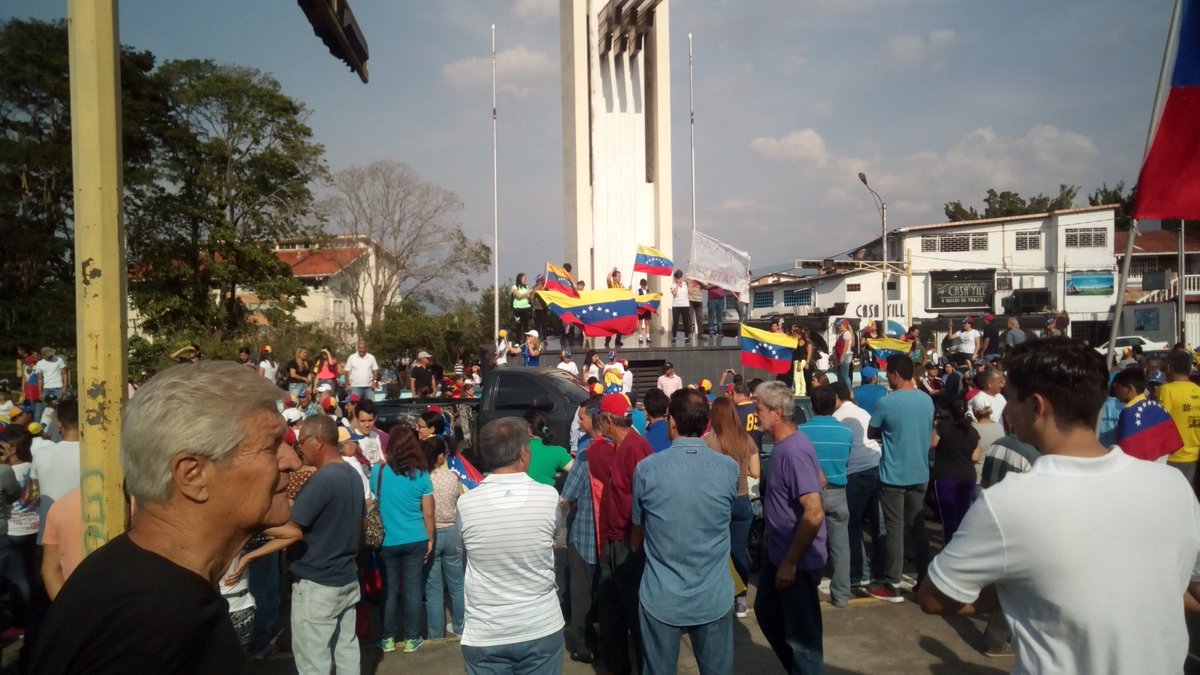 Táchirenses manifiestan su apoyo a Guaidó #30Abr (fotos)