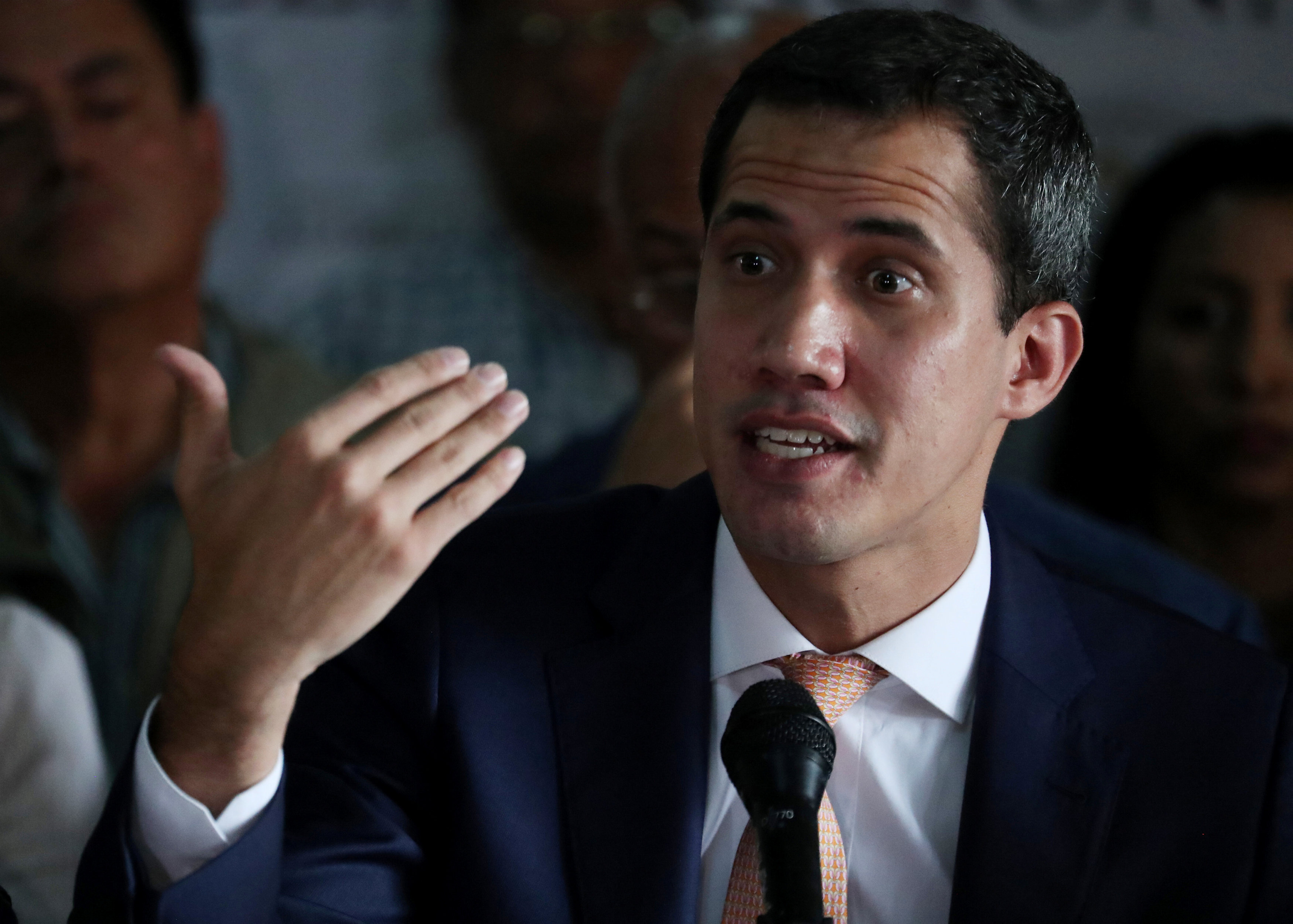 Guaidó estima que Venezuela pasó la “línea roja” para requerir cooperación militar