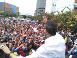 Guaidó se las canta a Maduro con fuerza: ¡No nos van a Jod… vale! (VIDEO)