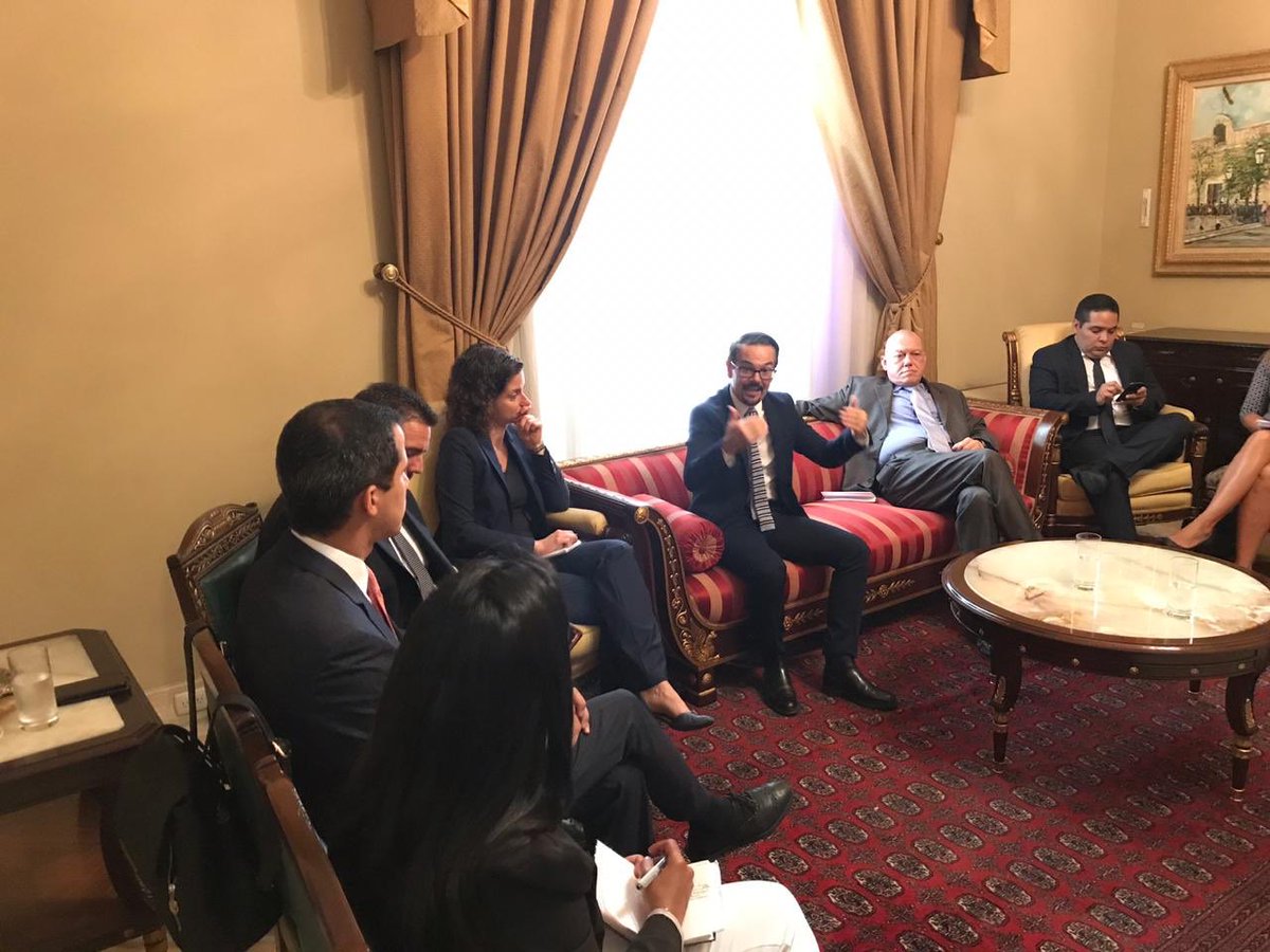 Guaidó y directiva de la AN se reunieron con embajadores europeos (Fotos)