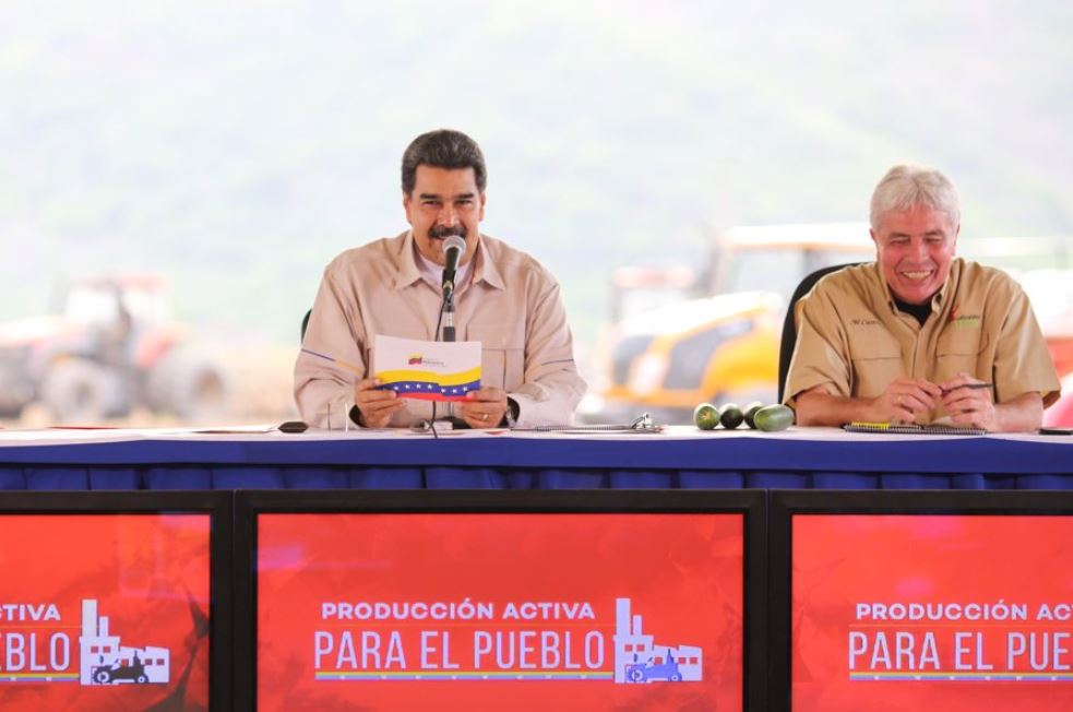 Maduro presume en cadena las chuletas que los venezolanos no pueden comprar (Video)