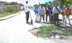 Comunidad 12 de Octubre se queja de falta de mantenimiento de desagües en Tocuyito