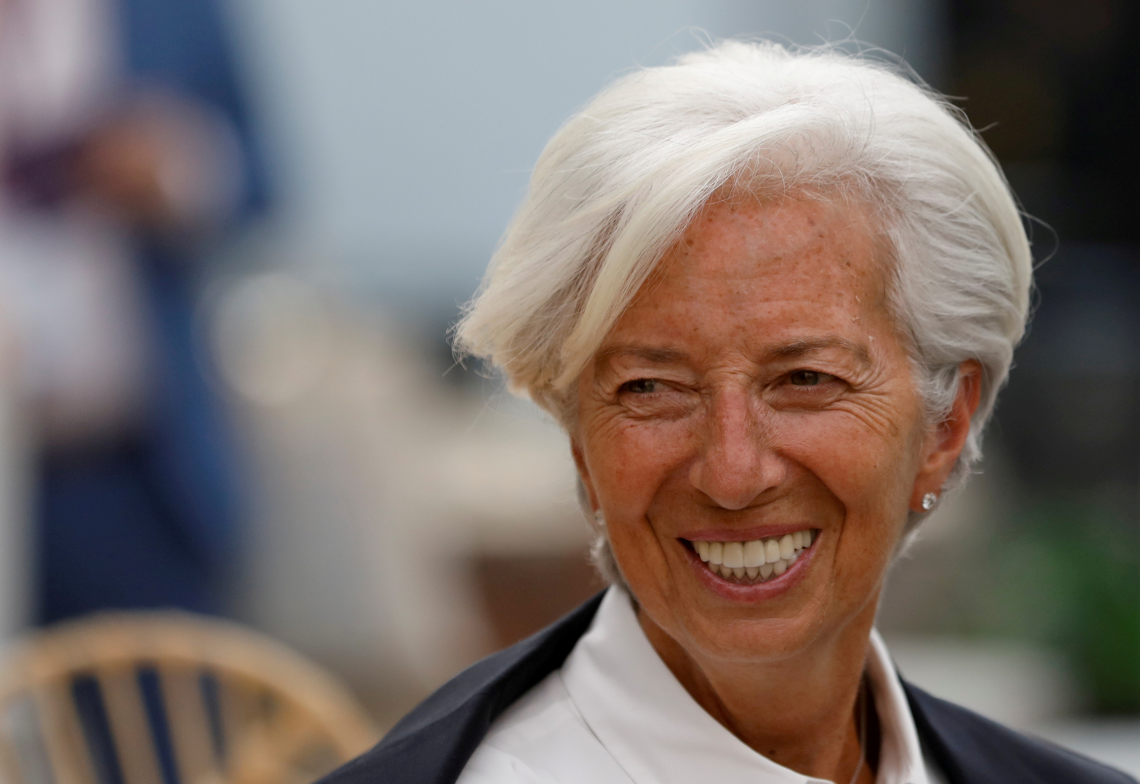 Christine Lagarde renuncia “temporalmente” a la presidencia del FMI