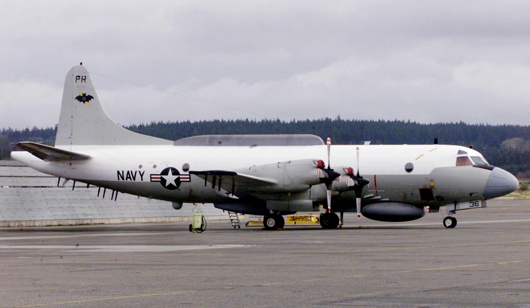 EP-3, uno de los aviones de las Fuerza Aérea de EEUU que según Remigio Ceballos se pasea por el país (Fotos)