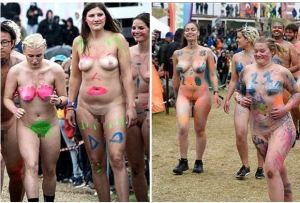 Chicas y chicos daneses participaron en un excéntrico festival nudista, cubiertos solo con pintura (FOTOS)