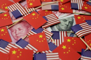 EEUU sanciona a China como “manipulador de divisas” y amenaza con represalias