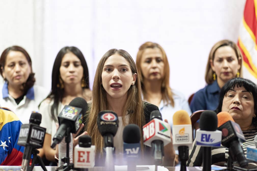 Fabiana Rosales celebró el retorno de Guaidó al país y exhortó a venezolanos a movilizarse