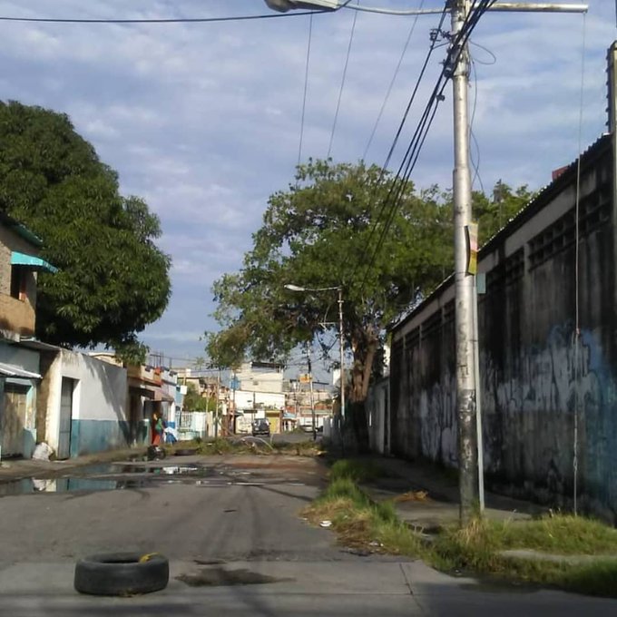 Urbanización en el estado Aragua lleva más de 36 horas sin luz #5Sep