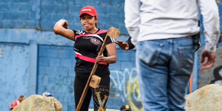 Líderes políticos condenan violencia desatada por colectivos chavistas en El Guarataro