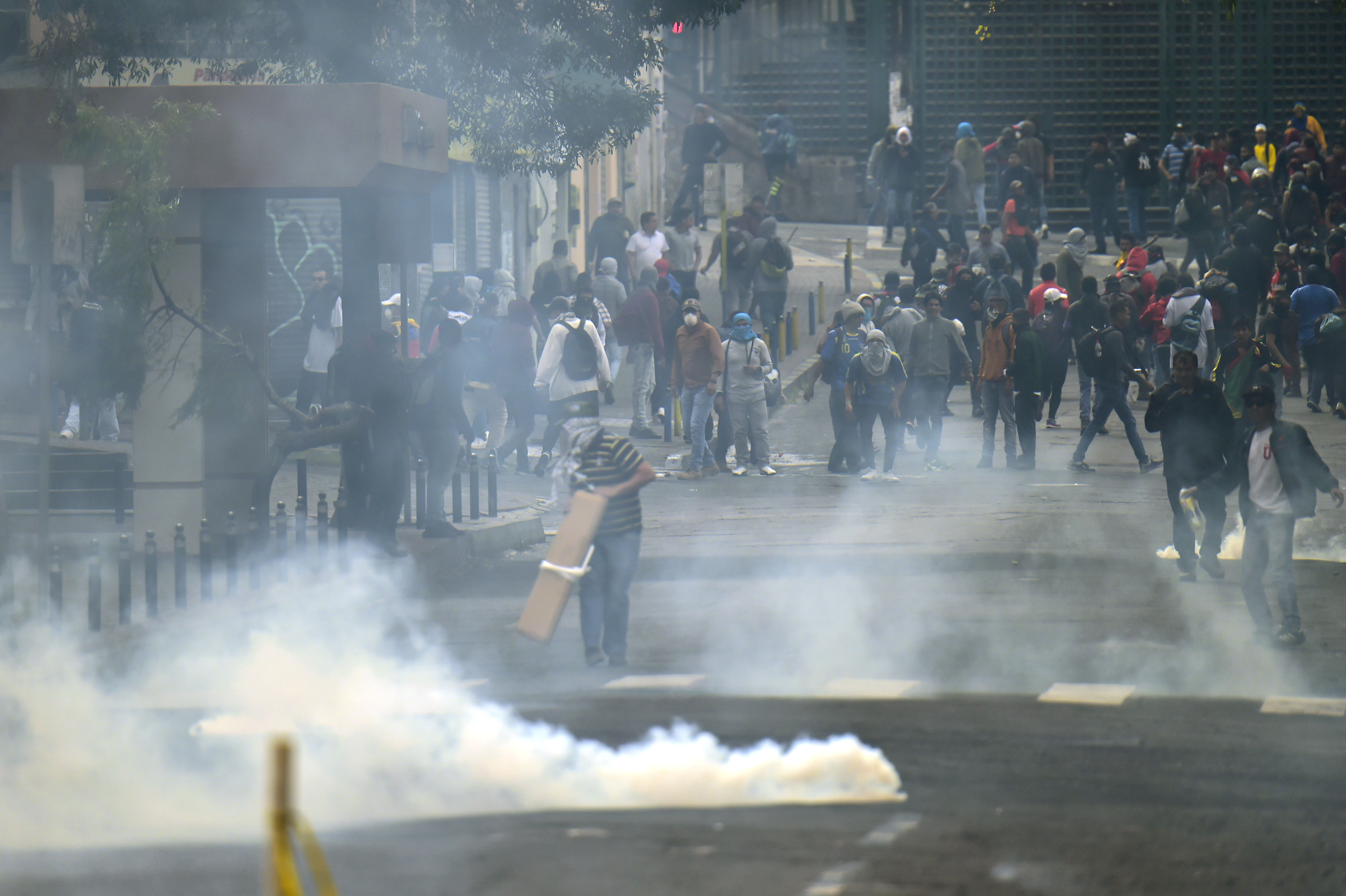 Transportistas suspenden huelga tras dos días de protestas en Ecuador