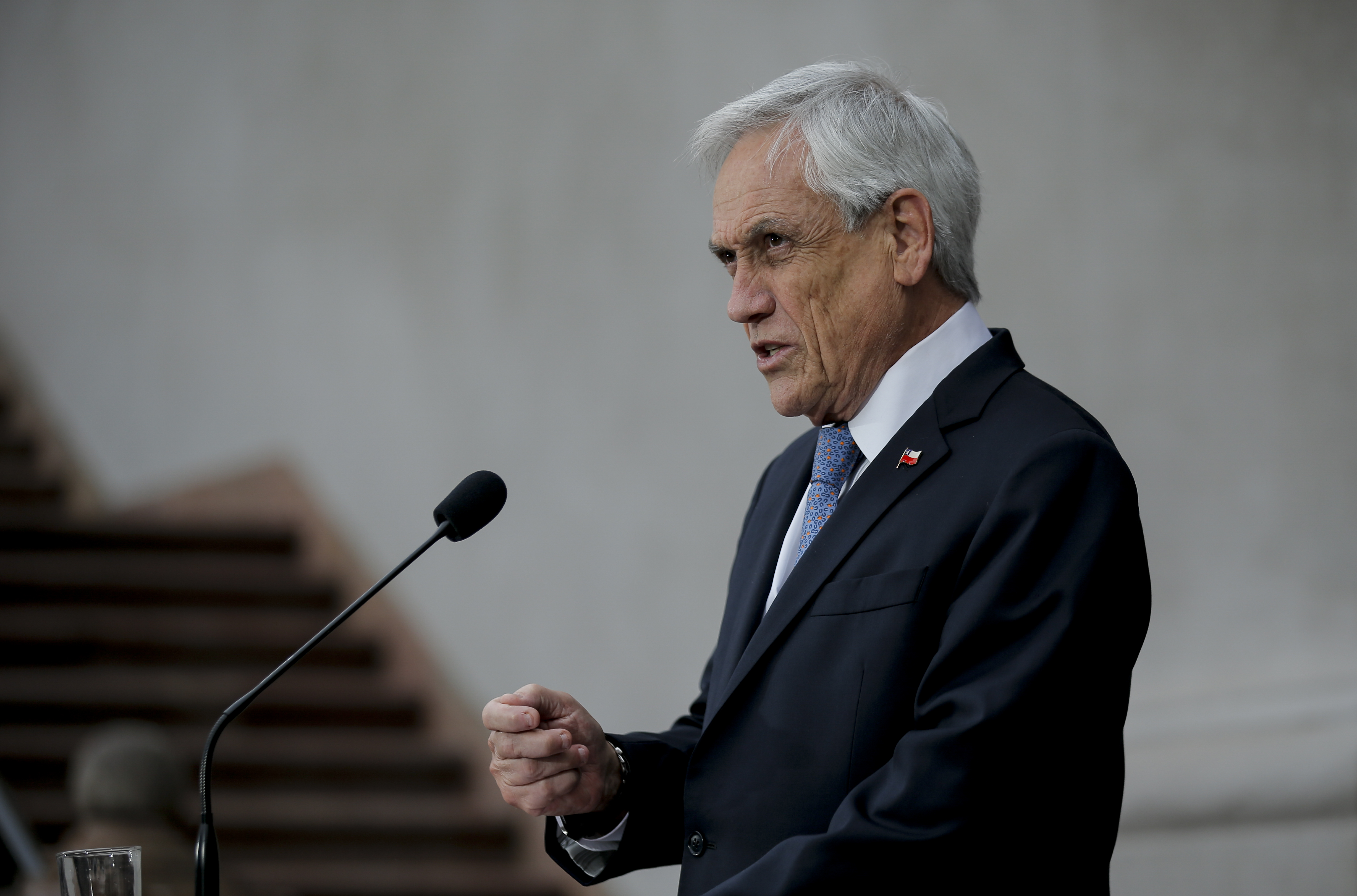 Presidente Sebastián Piñera pide a todos sus ministros poner sus cargos a disposición