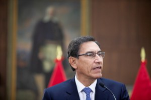 Perú normalizará relaciones con Bolivia cuando supere crisis, dice Vizcarra