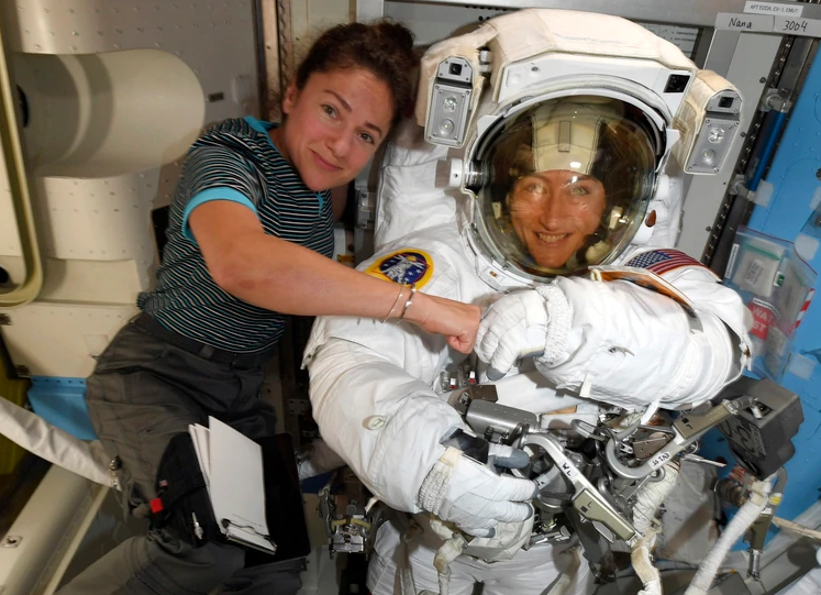 La primera caminata espacial 100% femenina será esta semana