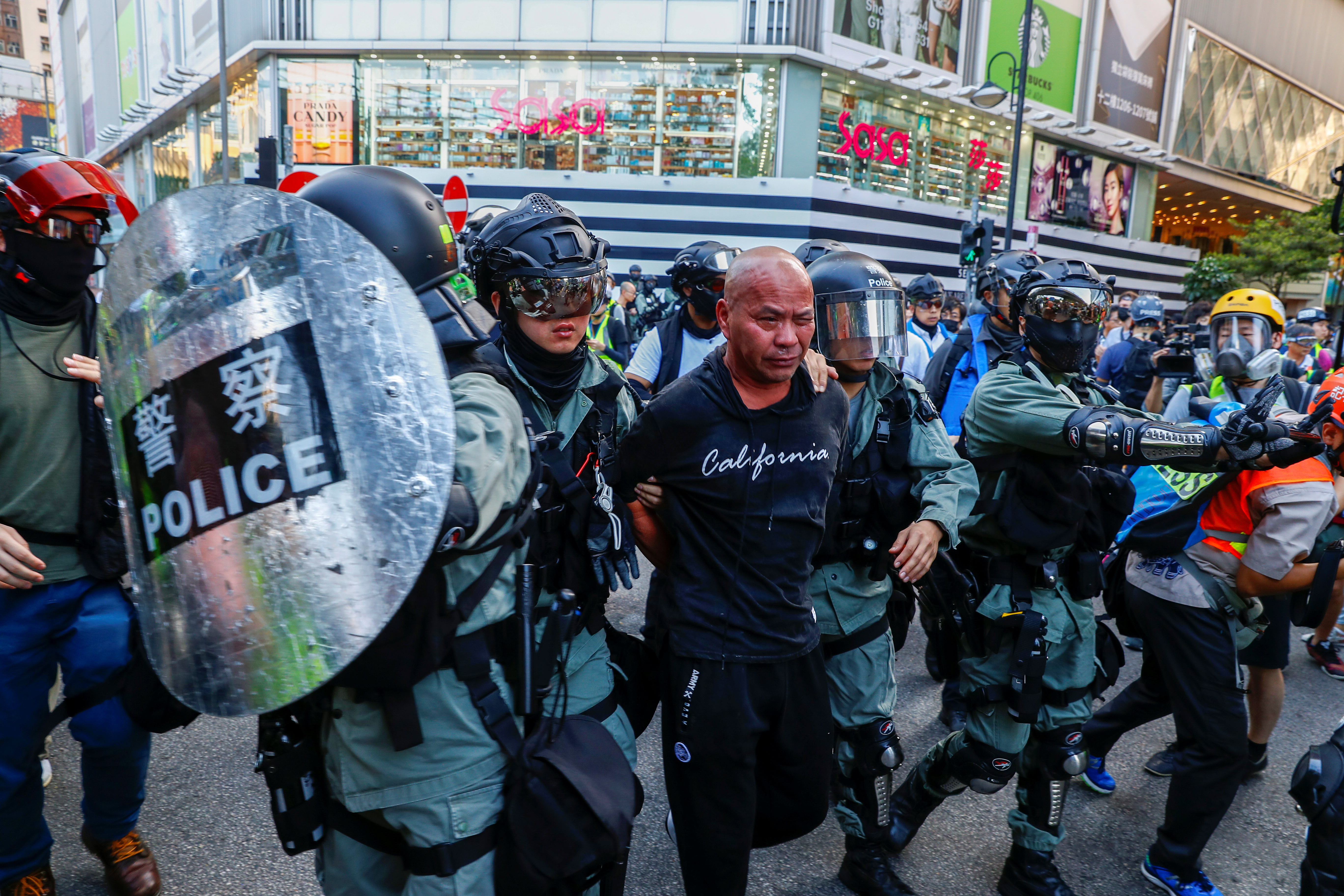 Unos 200 detenidos durante los recientes disturbios Hong Kong