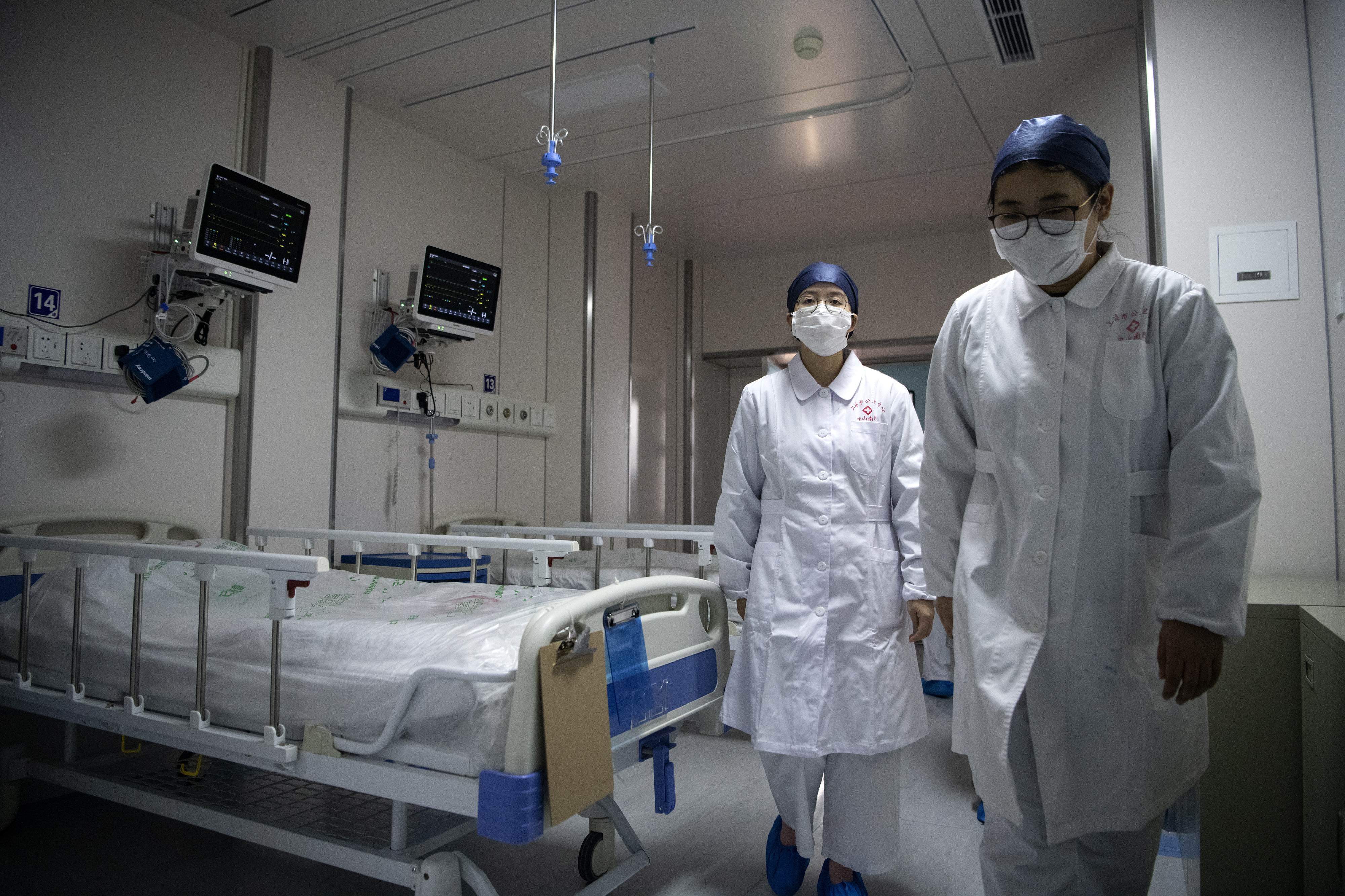 El oscuro balance del nuevo coronavirus en China superó las mil 800 víctimas