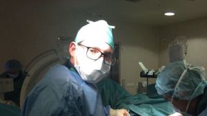 ALnavío: Para este médico venezolano en España lo más duro del coronavirus es ver cómo también golpea a la gente joven