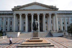 EEUU prohibió toda transacción con el Banco Central de Rusia