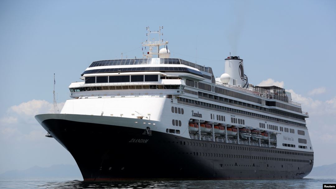 Cuatro pasajeros muertos en el crucero Holland America