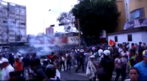 Desde adentro, así fue la brutal represión del régimen a Guaidó en Chacaíto #10Mar (VIDEO)