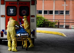 España confirmó 565 nuevas muertes por coronavirus en las últimas 24 horas y ya son más de 20.000 los fallecidos