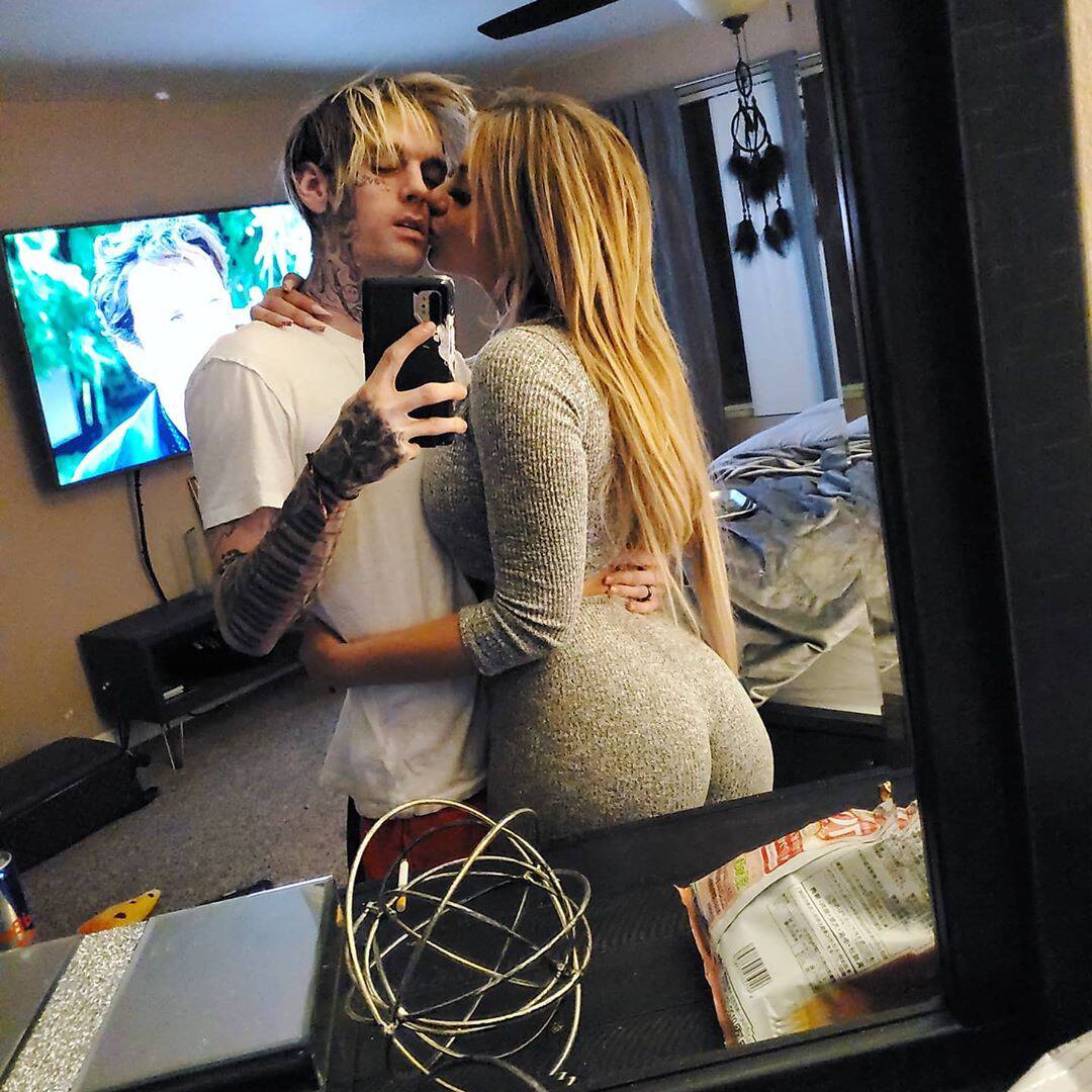 Una vida de reality: Aaron Carter acusó a su novia por violencia doméstica 