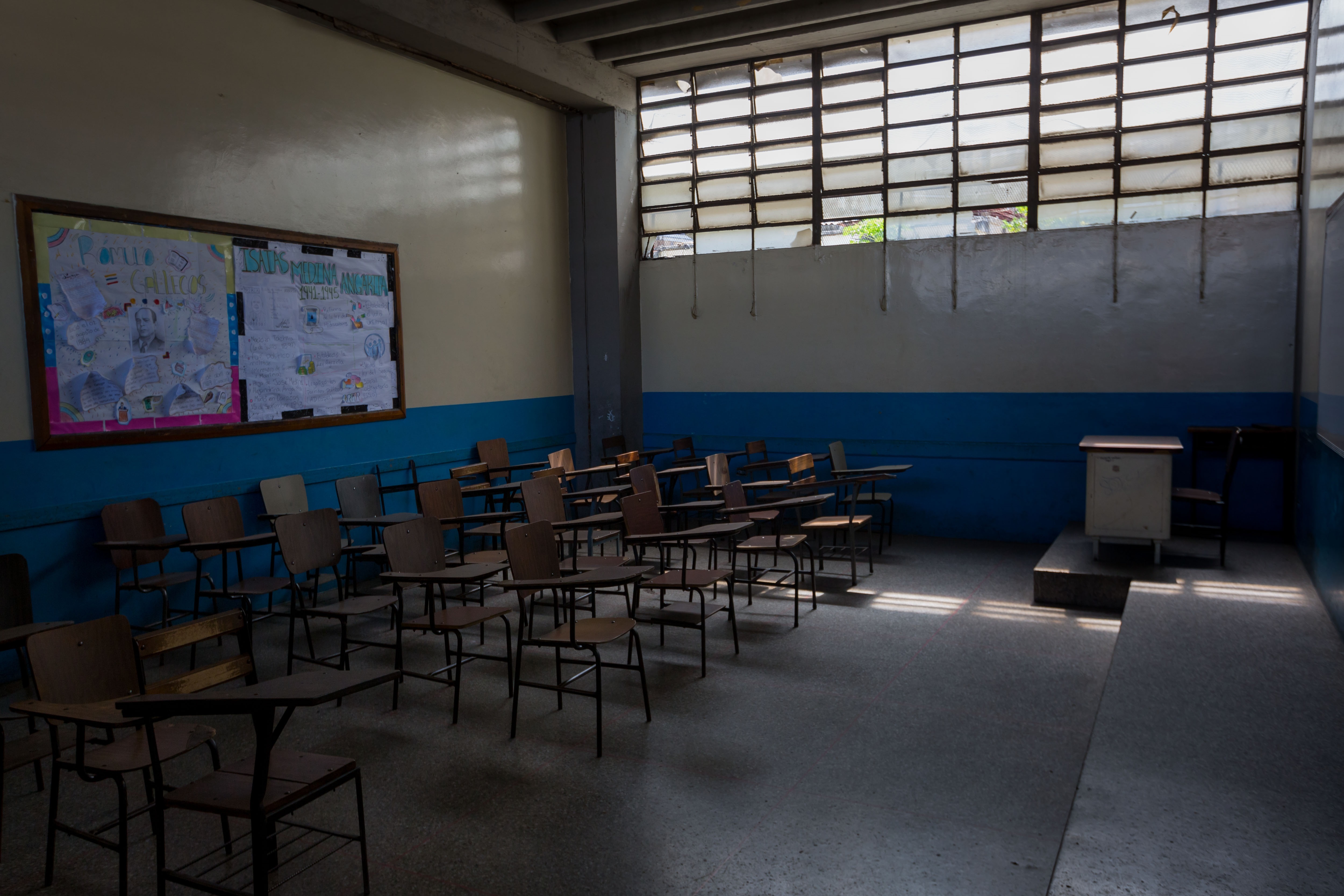 El chavismo no tiene en sus planes rescatar la educación en Venezuela