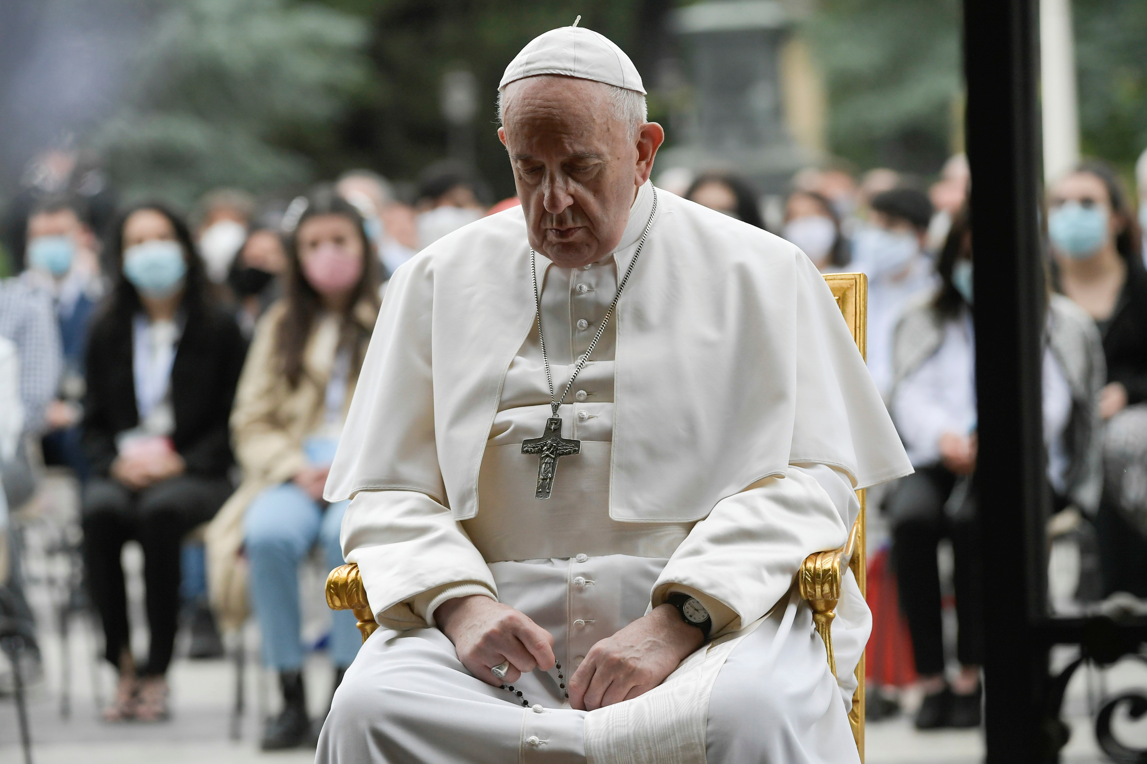 El papa Francisco, “muy afligido” por la conversión en mezquita de la antigua basílica de Santa Sofía en Estambul