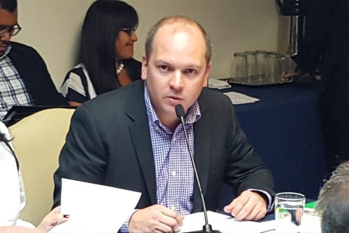 Diputado Ángel Medina rechazó el asedio a la embajada de Francia por parte del régimen de Maduro