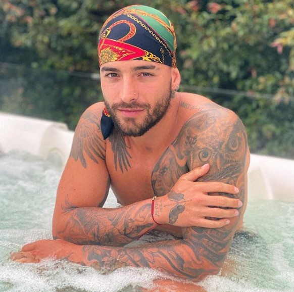 ¡Casi nada! Maluma mostró cada espacio de su lujosa mansión en Medellín 