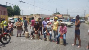 Habitantes en Cumaná protestan porque tienen más de un mes sin recibir gas doméstico #29Jun (Fotos)