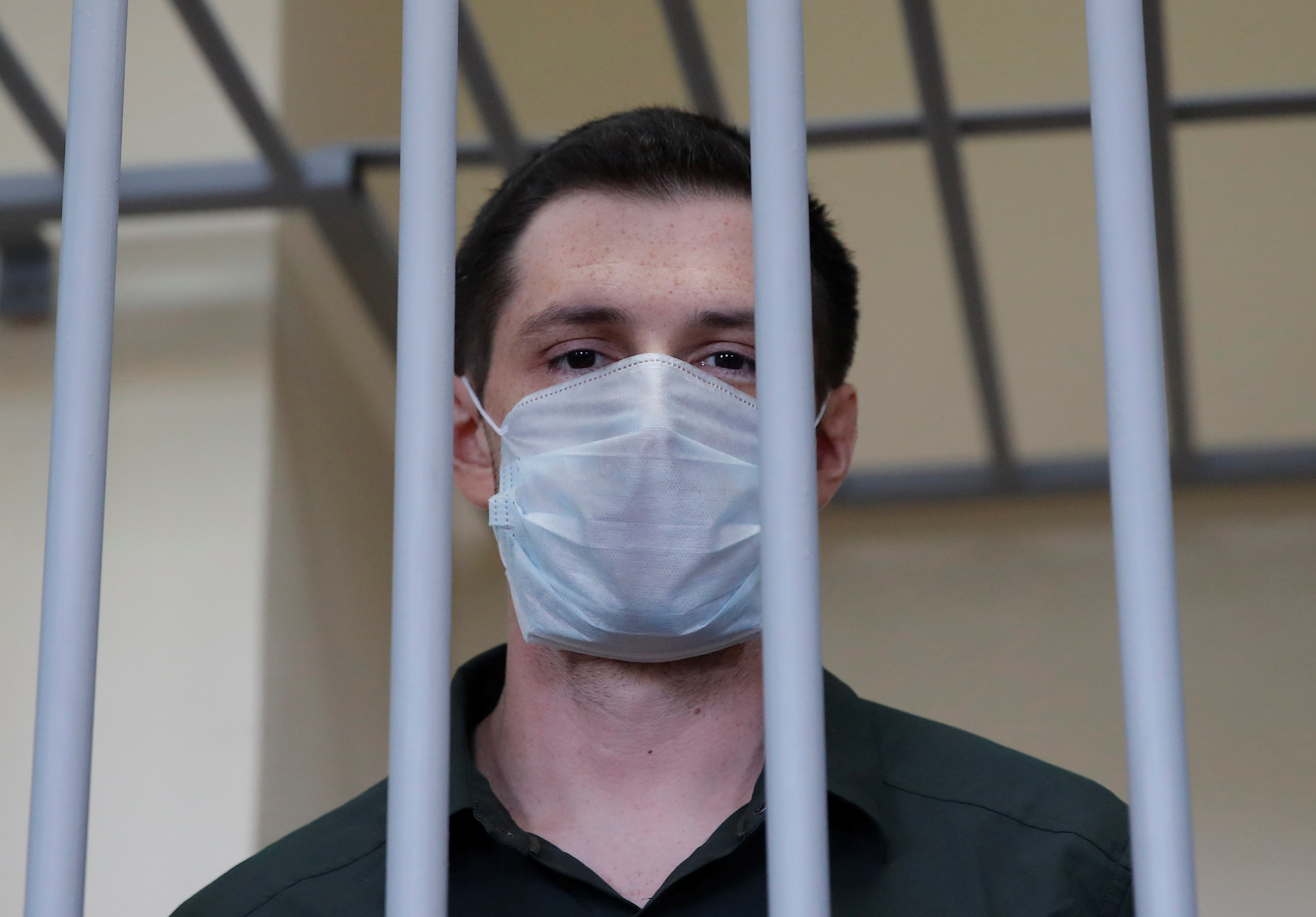 Un estadounidense condenado a nueve años de prisión en Rusia por agredir a policías