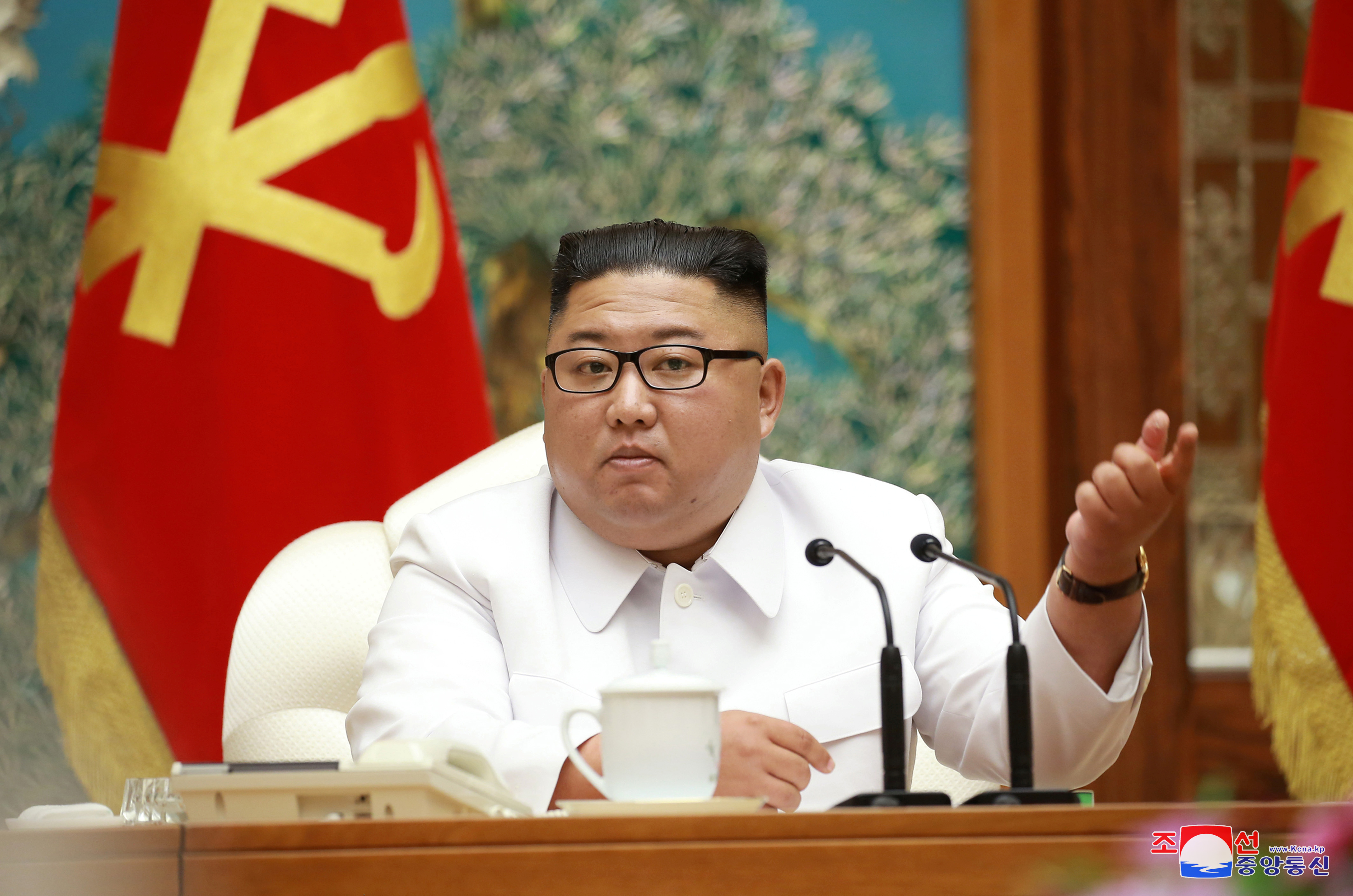 Reapareció Kim Jong Un: El dictador presidió una reunión de emergencia ante la llegada del tifón Bavi