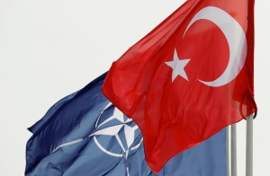 UE sanciona a empresa turca acusada de romper embargo a Libia