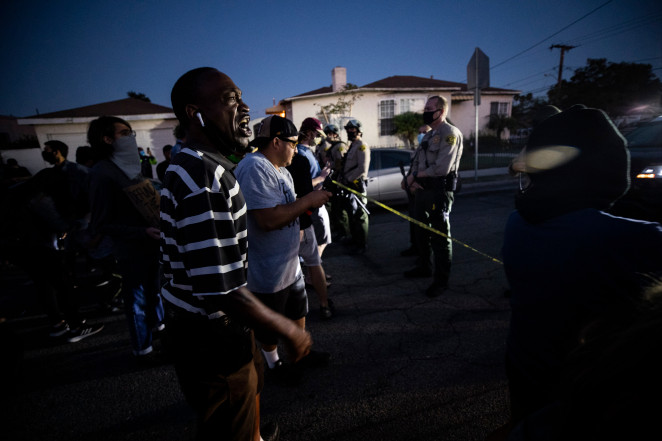 Protestas estallan en Los Ángeles tras tiroteo fatal de la policía