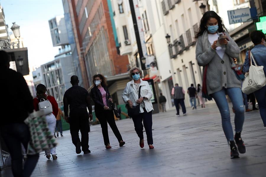Empeoramiento de la pandemia hizo que aumentaran las restricciones en España