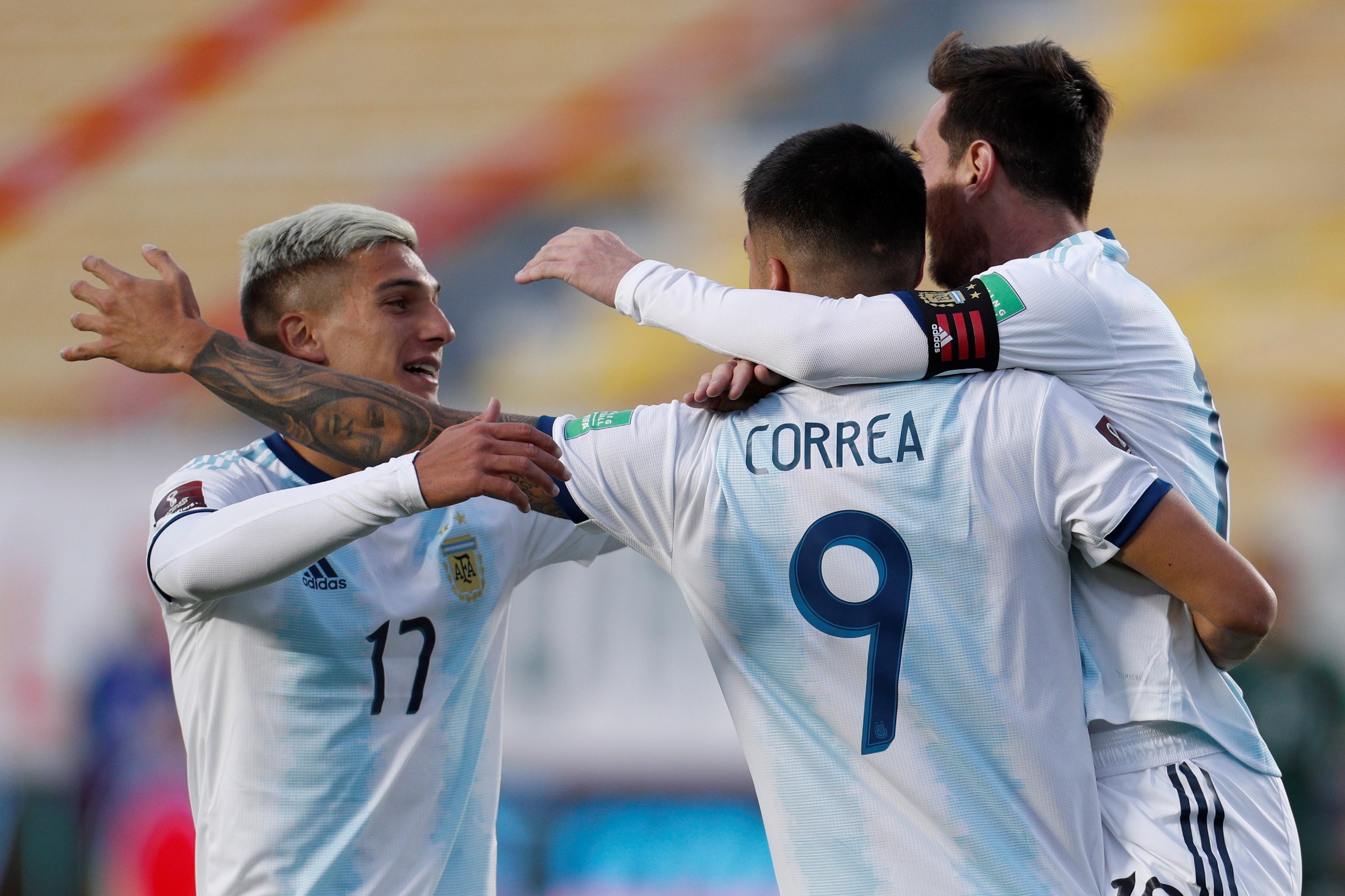 Argentina superó a Bolivia con remontada incluida en La Paz