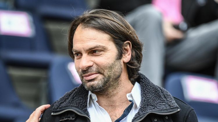 Exjugador internacional de rugby Christophe Dominici fue encontrado muerto en un parque cercano a París