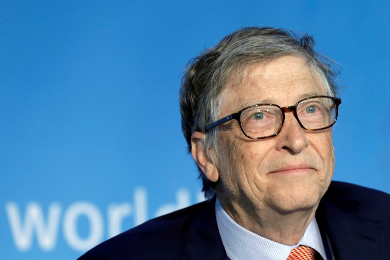 Bill Gates: Más gente morirá si países ricos no comparten vacunas contra el Covid-19