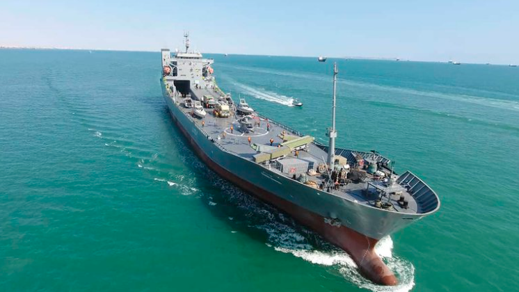 Guardia Revolucionaria de Irán añadió enorme buque a su flota en medio de las tensiones con EEUU